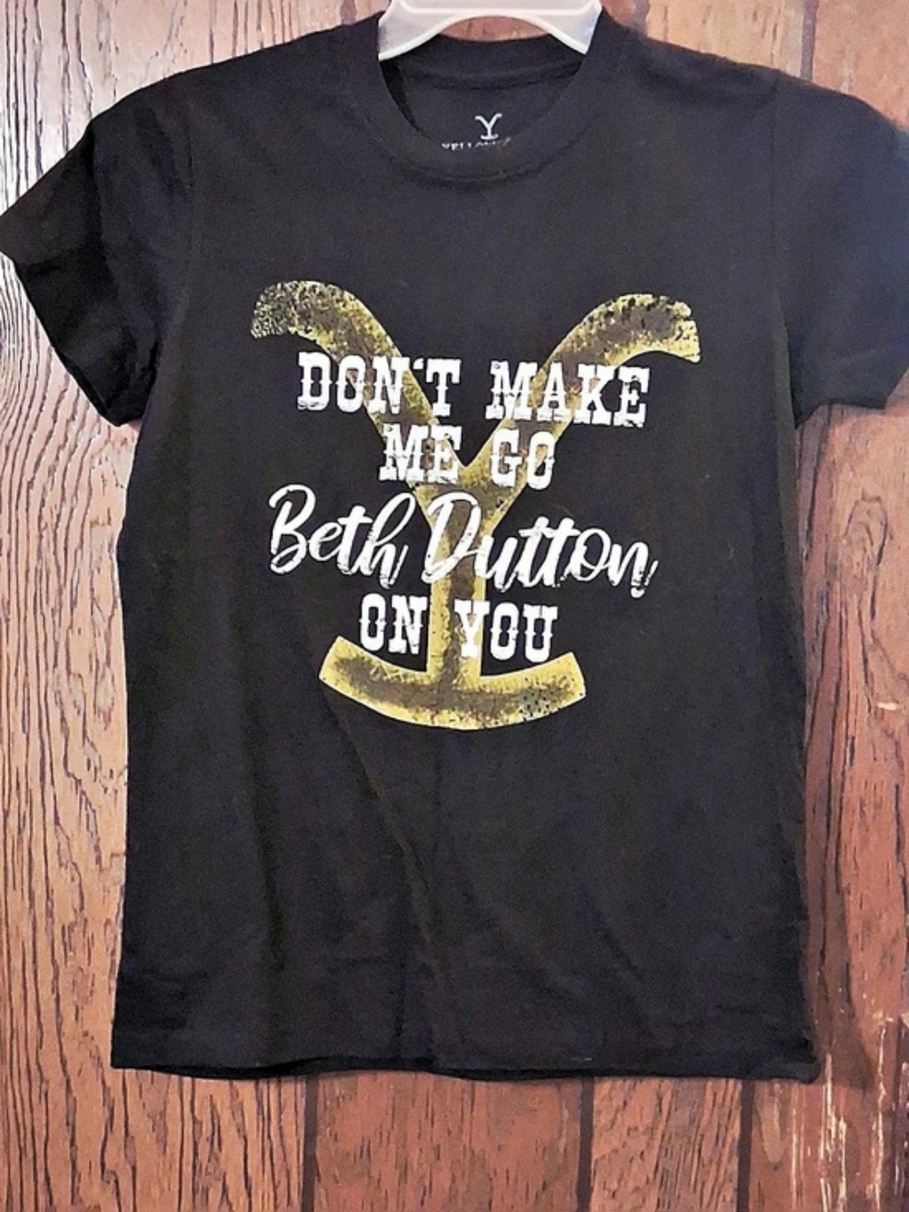 Yellowstone Don't Make Me Go Beth Dutton On You T-Shirt